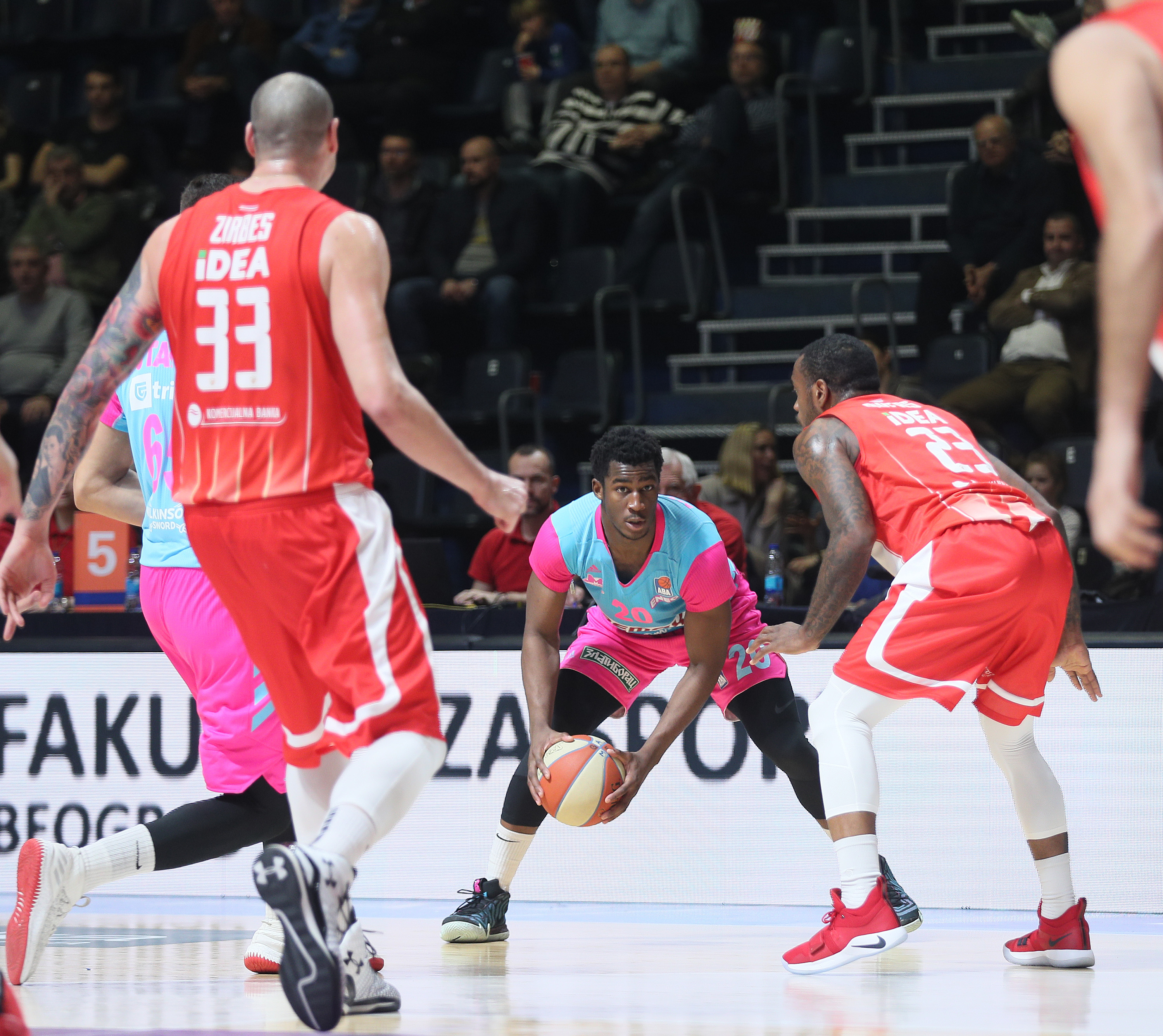 KRAJ: Crvena zvezda - Mega Bemaks